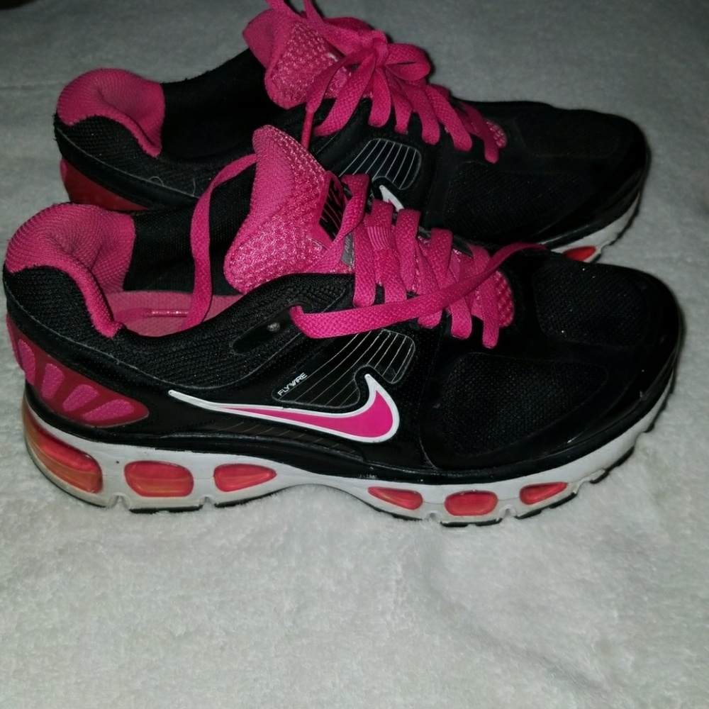 Running shoes